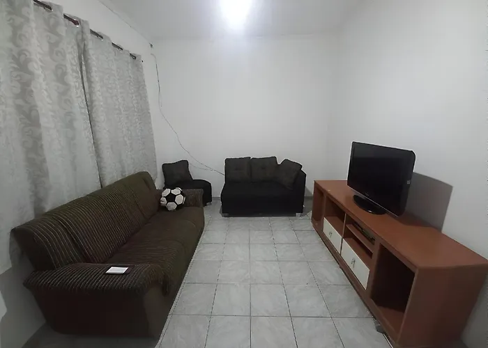 Aconchegante Casa Em Condominio Guilhermina Pg