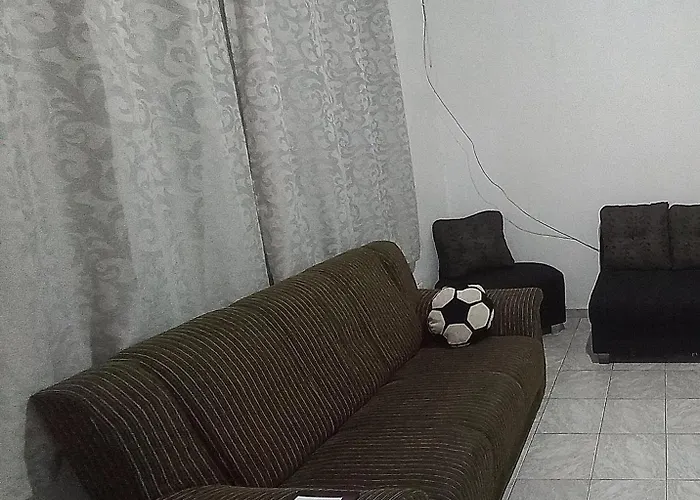Aconchegante Casa Em Condominio Guilhermina Pg